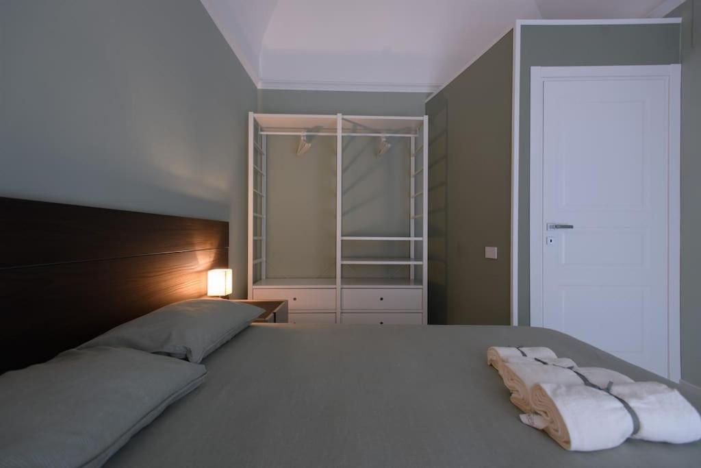 Alessia Holiday House 90Mq Salerno Centro Exterior foto